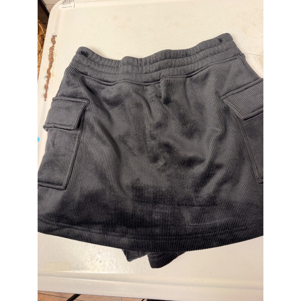 Mono B Black Ribbed Velvet Cargo Skort Elastic Waist Small‎ NEW